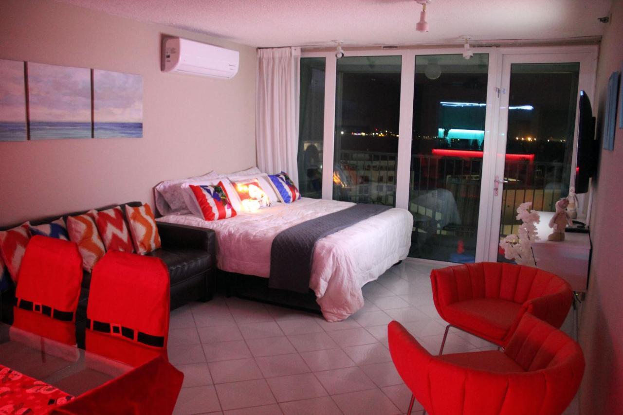 Private Apartment At Mare St Clair Hotel 산후안 외부 사진
